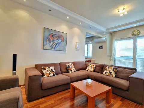 Rent, house, 240m², Sveti Stefan, Budva - image 13