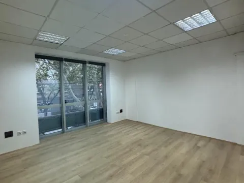 Izdavanje, poslovni prostor, 180m², Medijana, Niš - image 6