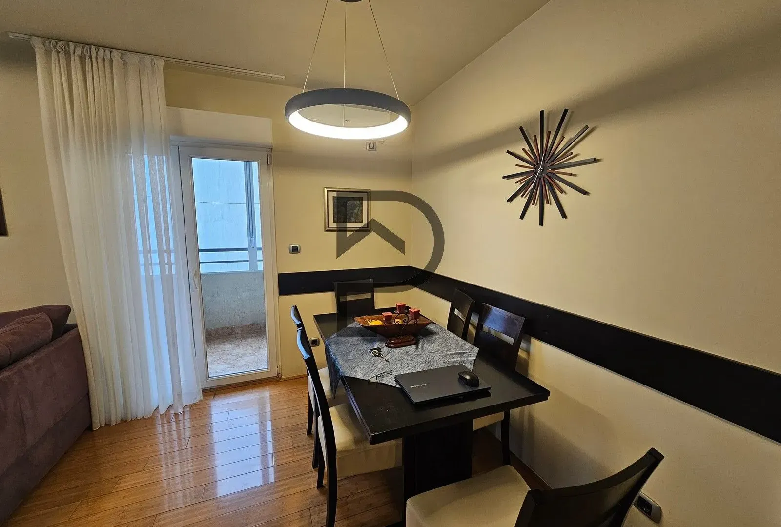 Prodaja, stan, 96m², Vezirov Most, Podgorica