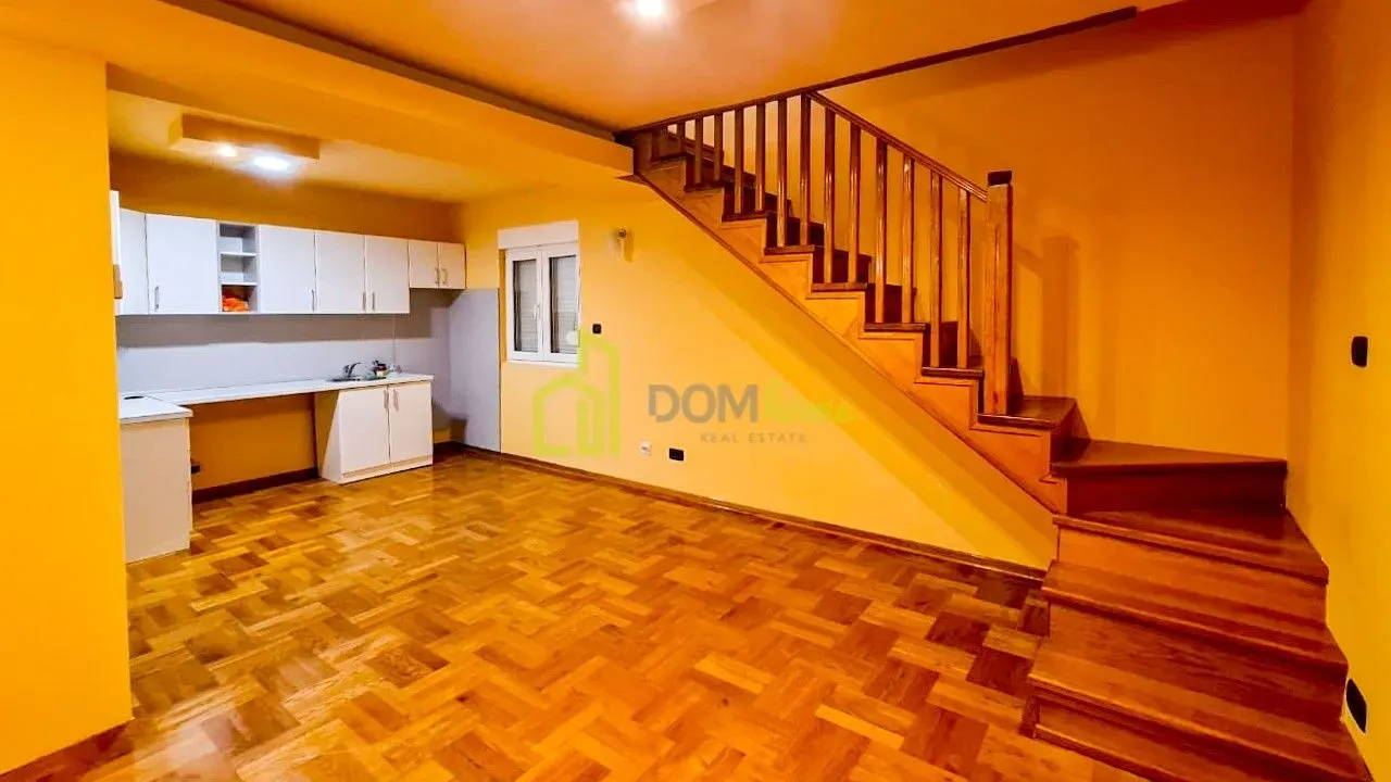 Izdavanje, trosoban stan, 100m², Zagorič, Podgorica