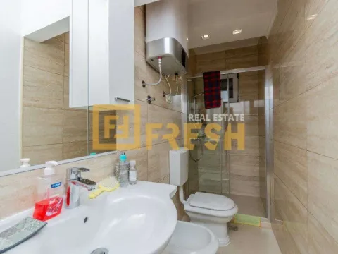 Prodaja, kuća, 200m², Herceg Novi, Crna Gora - image 20