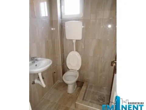 Izdavanje, poslovni prostor, 550m², Bežanijska Kosa Sve Podlokacije, Beograd - image 5