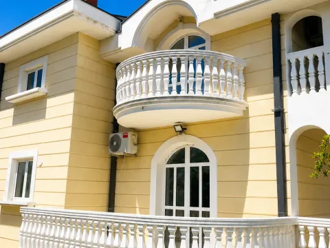 Rent, house, 230m², Dahna, Podgorica - image 2