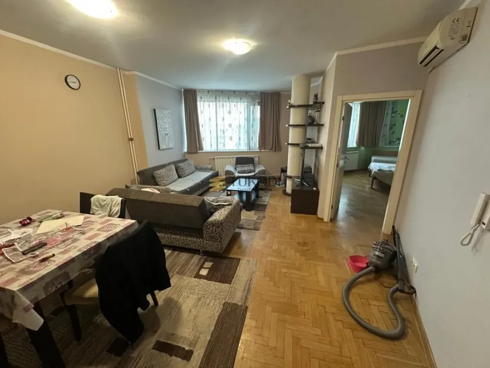 Izdavanje, dvosoban stan, 60m², Novi Beograd Blok 64, Novi Beograd Sve Podlokacije