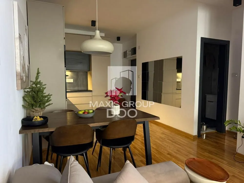 Prodaja, dvosoban stan, 57m², Južni Bulevar, Vračar Sve Podlokacije