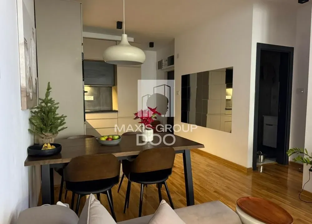 Prodaja, dvosoban stan, 57m², Južni Bulevar, Vračar Sve Podlokacije