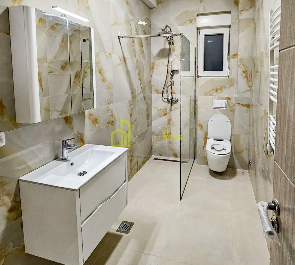 Prodaja, dvosoban stan, 70m², Đenovići, Herceg Novi