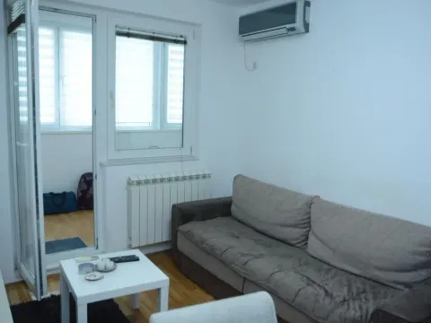 Stan in Gradska Bolnica