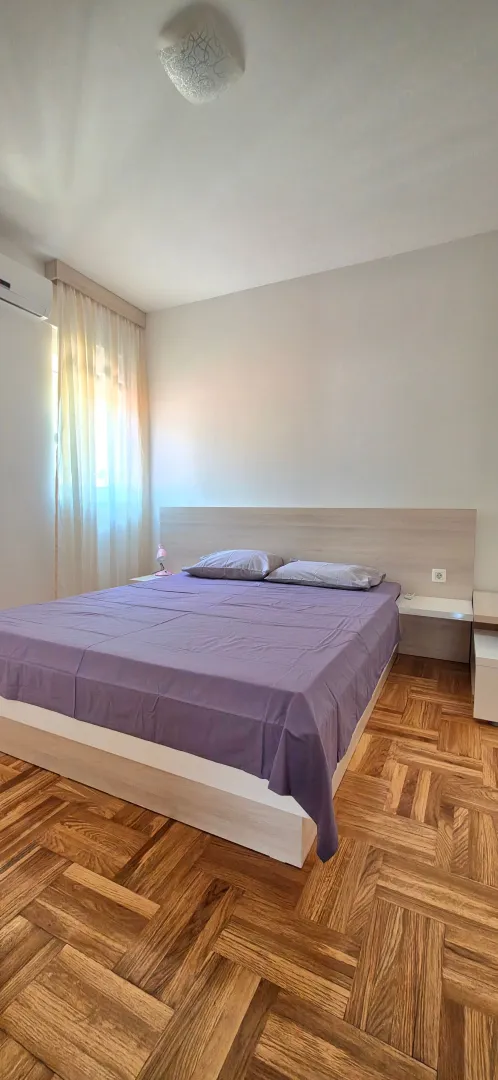 Rent, one bedroom apartment, 49m², Lazi, Budva