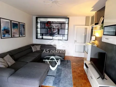 Izdavanje, trosoban stan, 86m², Crveni Krst, Beograd - image 1