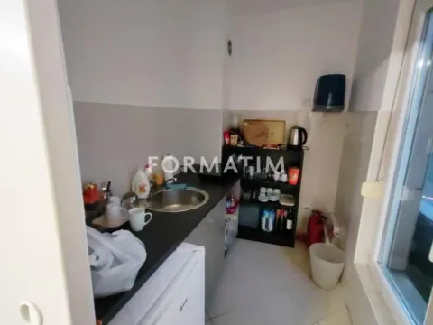 Izdavanje, poslovni prostor, 153m², Stari Grad, Beograd - image 3