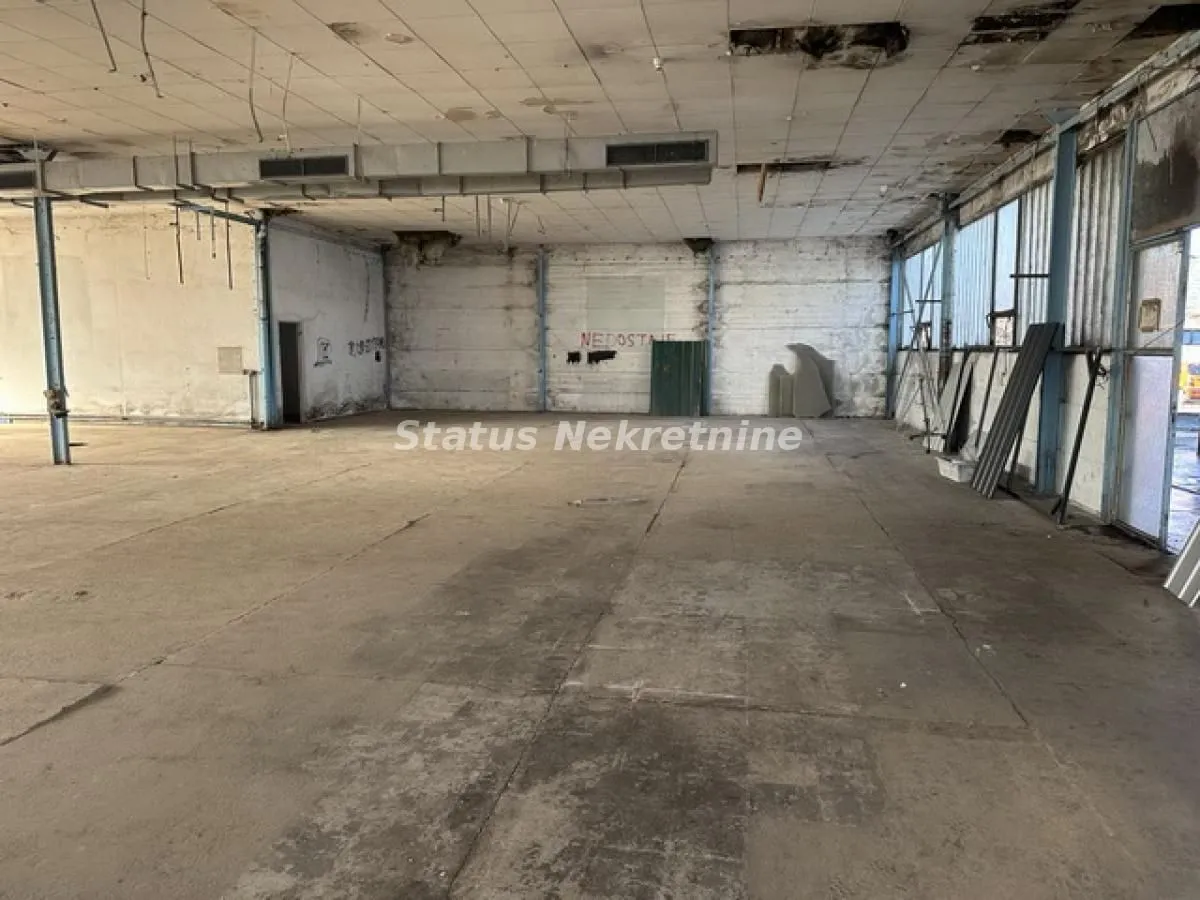Rent, office space, 300m², Novi Sad, Srbija
