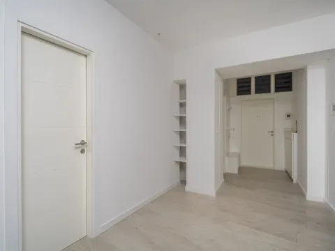 Sale, three bedroom apartment, 196m², Boreti, Budva - image 5