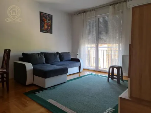 Izdavanje, dvosoban stan, 45m², Grbavica, Novi Sad Sve Podlokacije - image 3