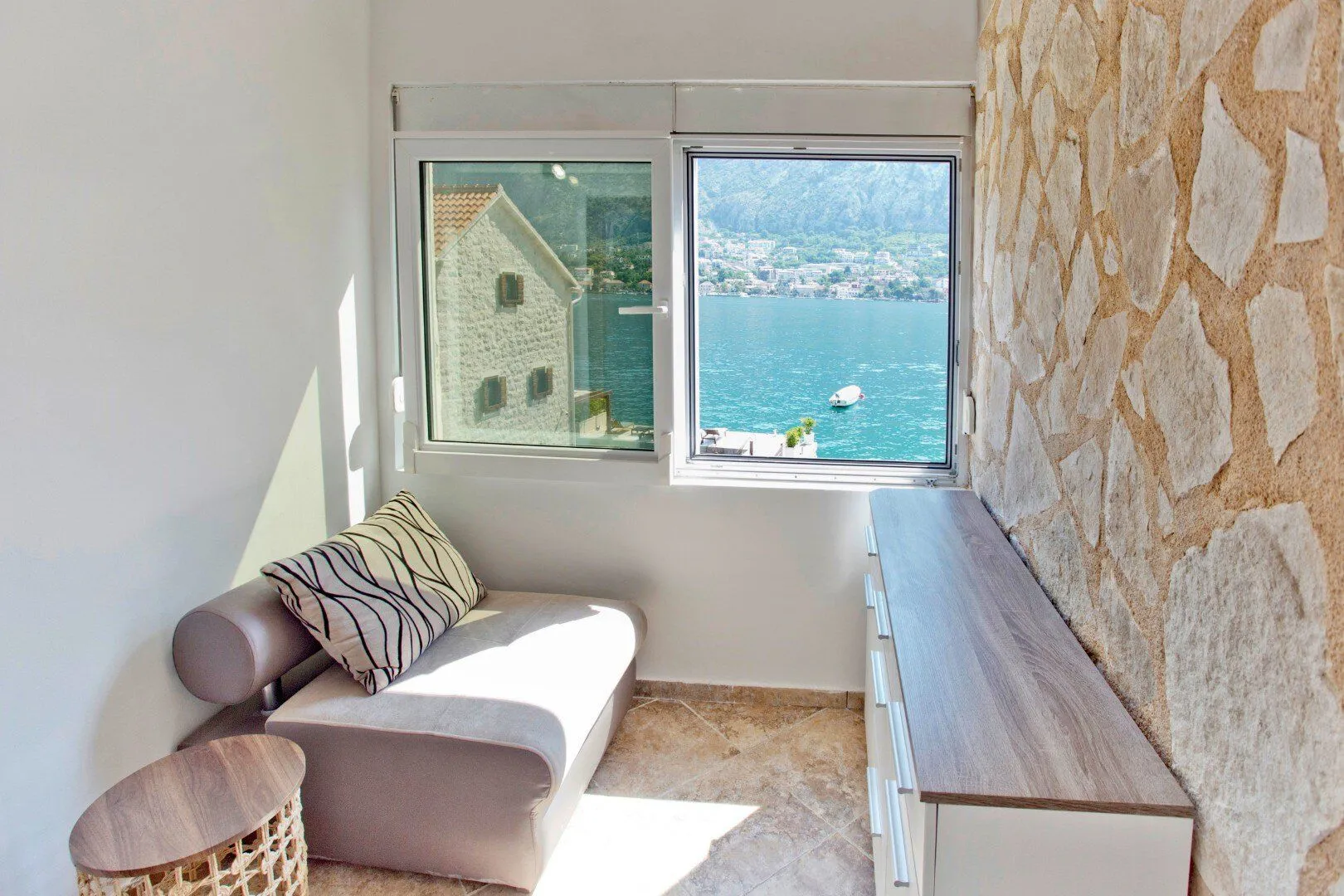 Prodaja, kuća, 200m², Muo, Kotor