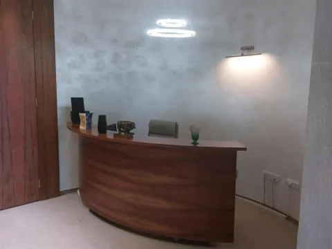 Izdavanje, poslovni prostor, 270m², 7. juli, Paraćin - image 3