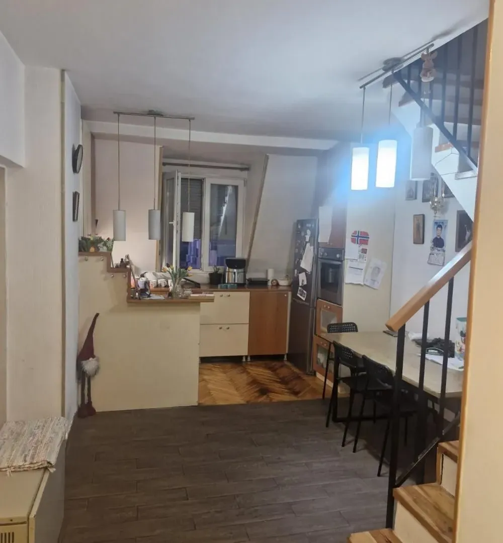 Prodaja, trosoban stan, 72m², Karaburma, Palilula Sve Podlokacije