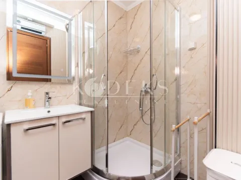 Rent, two bedroom apartment, 78m², City Kvart, Podgorica - image 13