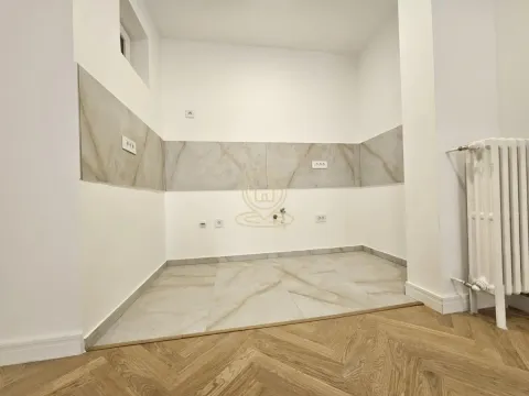 Prodaja, trosoban stan, 75m², Stari grad, Novi Sad - image 3