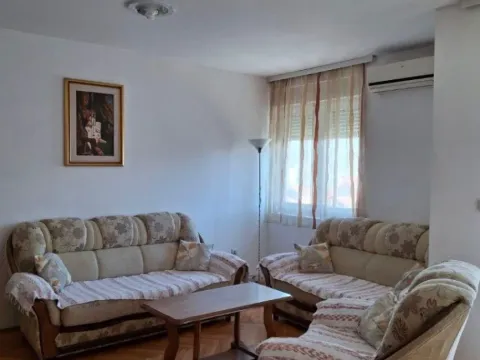 Rent, one bedroom apartment, 54m², Stari Aerodrom, Podgorica