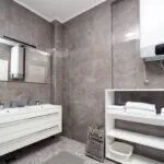 Izdavanje, kuća, 250m², Budva, Crna Gora - image 25