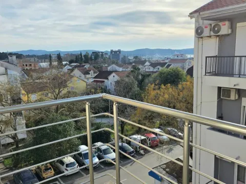 Rent, three bedroom apartment, 80m², Seljanovo, Tivat - image 14