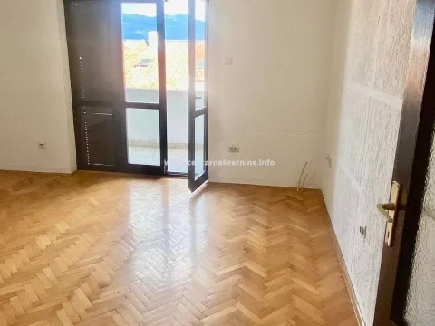 Prodaja, stan, 57m2, Malo Brdo, Podgorica Prodaja, stan, 57m2, Malo Brdo, Podgorica