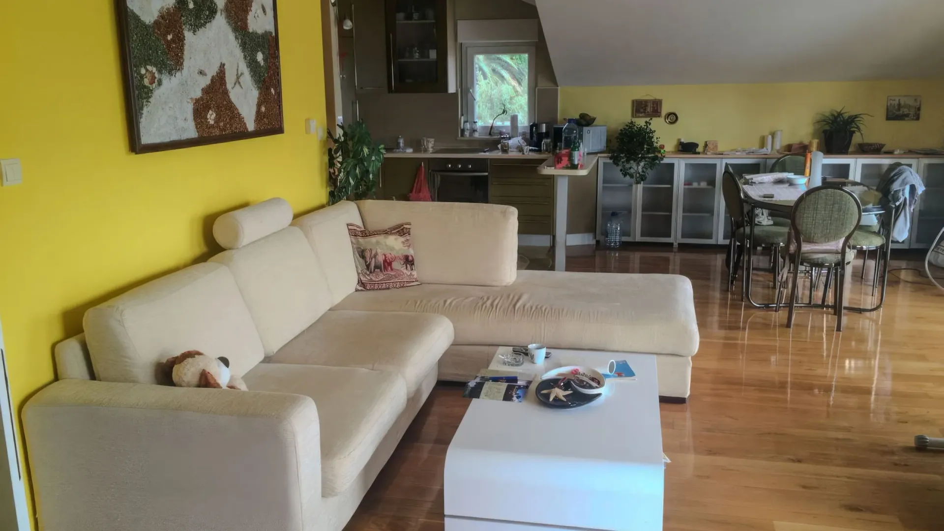 Izdavanje, dvosoban stan, 96m², Centar, Herceg Novi
