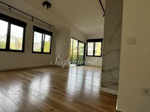 Prodaja, četvorosoban stan, 110m², Centar, Novi Sad - image 3