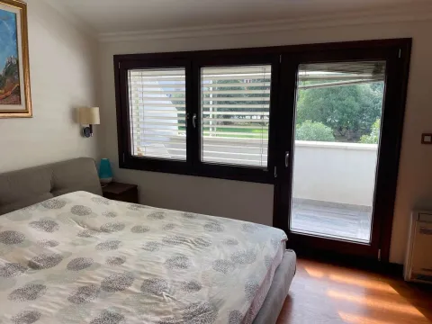 Izdavanje, dvosoban stan, 130m², Budva, Crna Gora - image 13