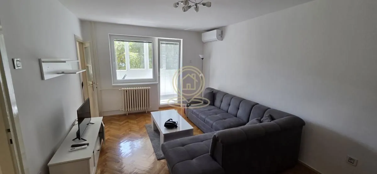 Izdavanje, dvosoban stan, 56m², Socijalno, Novi Sad Sve Podlokacije