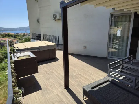 Sale, one bedroom apartment, 91m², Mažina, Tivat