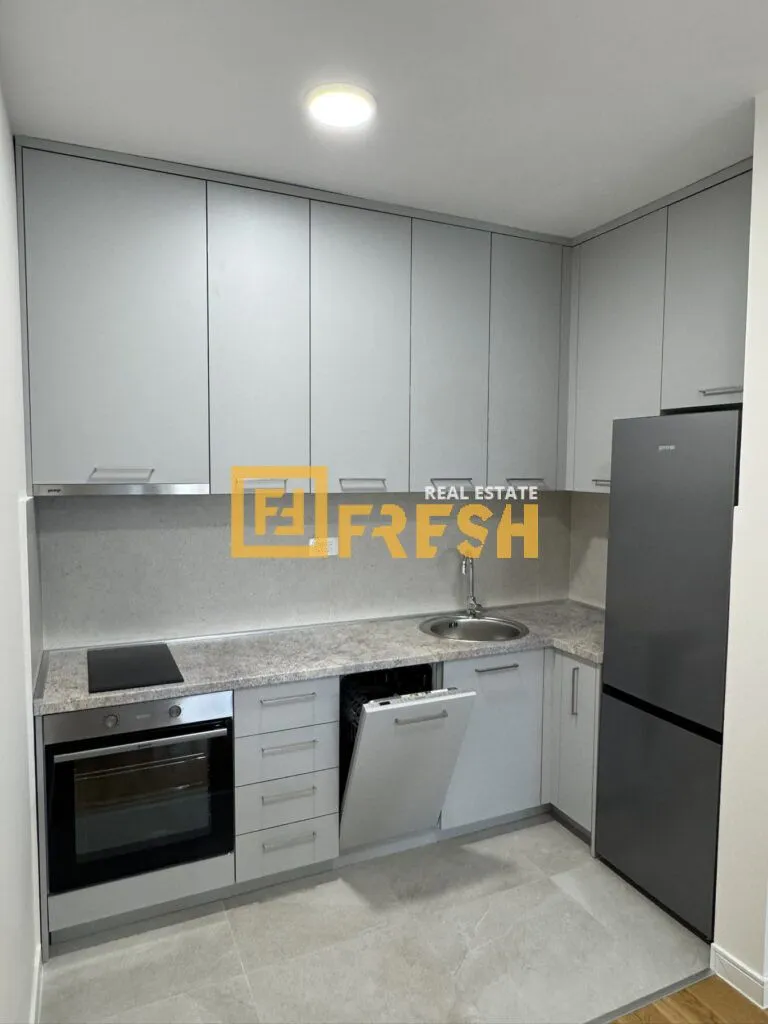 Izdavanje, jednosoban stan, 49m², City Kvart, Podgorica