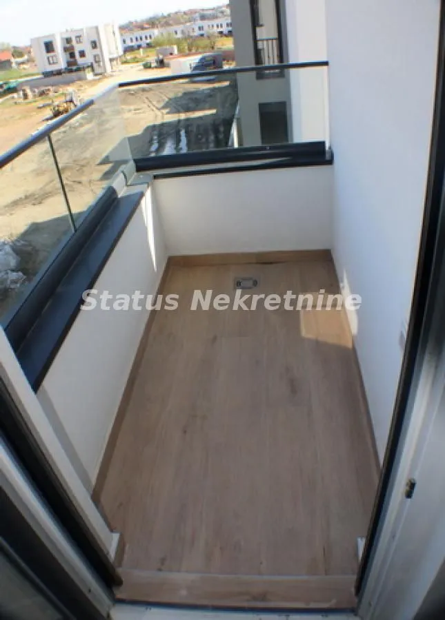 Prodaja, trosoban stan, 77m², Petrovaradin, Novi Sad