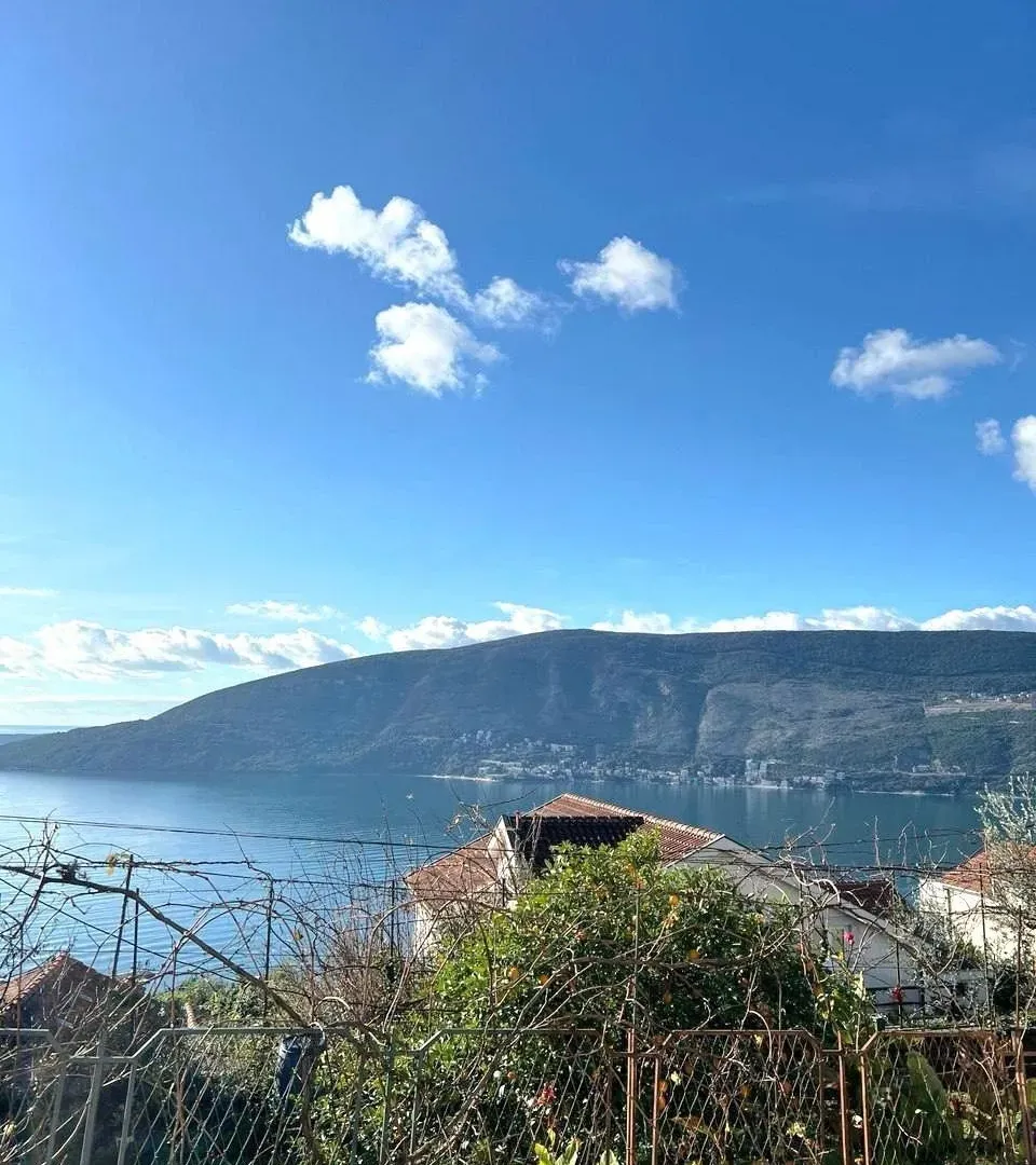 Prodaja, jednosoban stan, 46m², Srbina, Herceg Novi