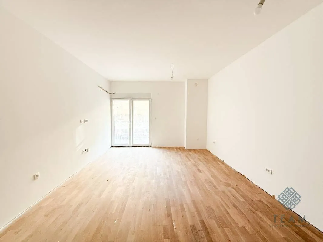 Prodaja, jednosoban stan, 54m², Momišići, Podgorica