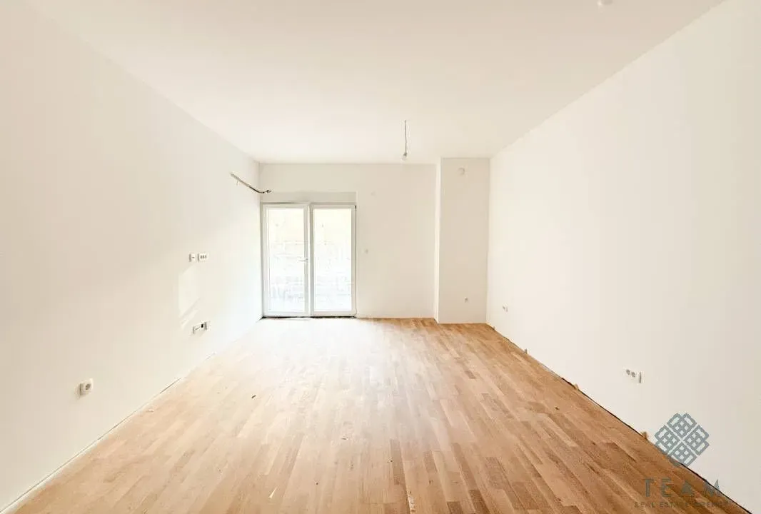 Prodaja, jednosoban stan, 54m², Momišići, Podgorica