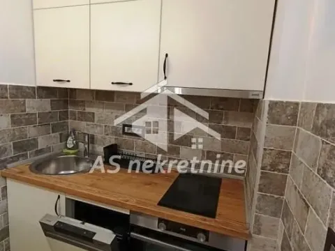 Izdavanje, stan, 37m², Stari Grad, Beograd - image 11