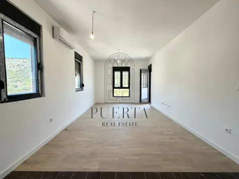 Rent, one bedroom apartment, 44m², Tološi, Podgorica - image 2