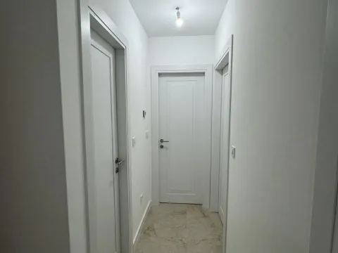 Izdavanje, dvosoban stan, 64m², Kruševac, Podgorica - image 11