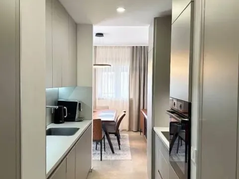 Prodaja, trosoban stan, 92m², Tivat, Crna Gora - image 4