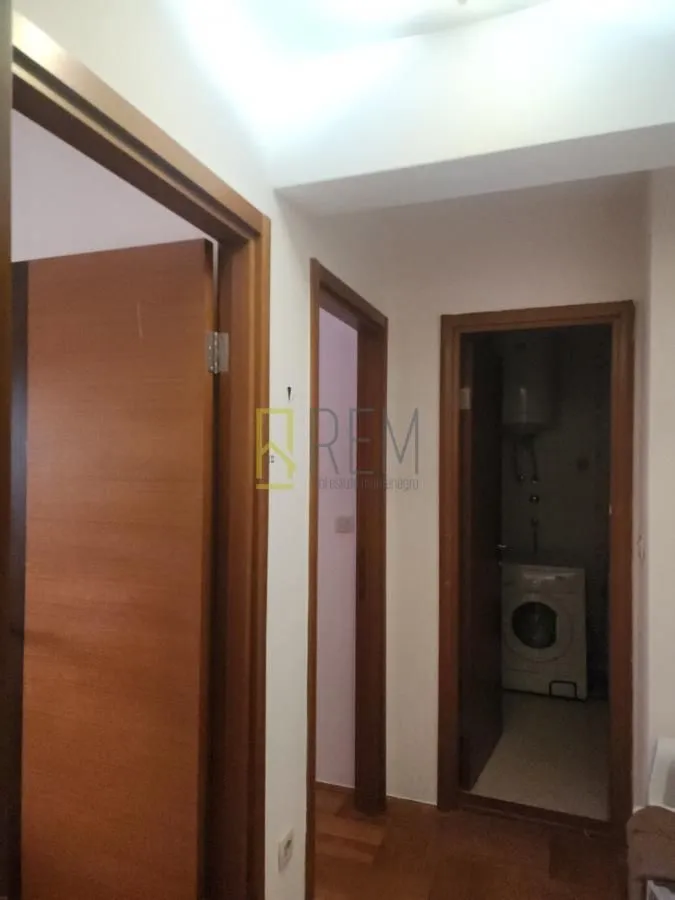 Rent, two bedroom apartment, 68m², Stari Aerodrom, Podgorica