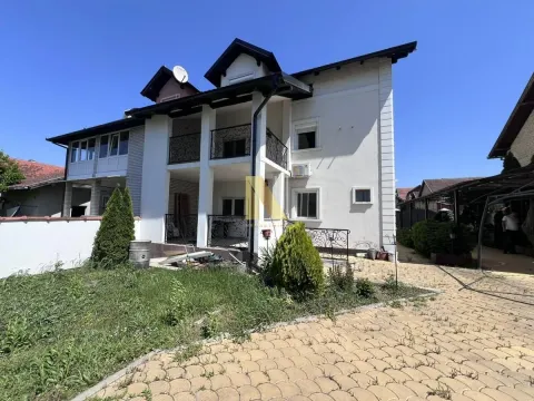 Sale, house, 281m², Adice, Novi Sad Sve Podlokacije - image 1