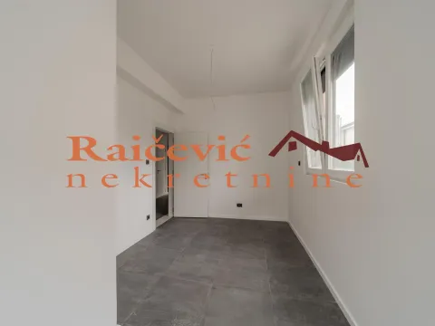 Prodaja, poslovni prostor, 72m², Olimp, Zvezdara Sve Podlokacije - image 10