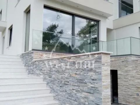 Prodaja, kuća, 470m², Tivat, Crna Gora - image 7