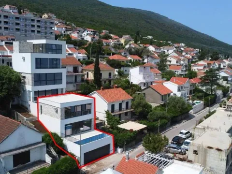 Sale, house, 200m², Krašići, Tivat - image 4