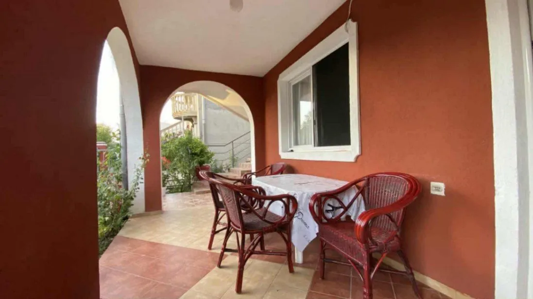 Rent, apartment, 100m², Polje, Bar