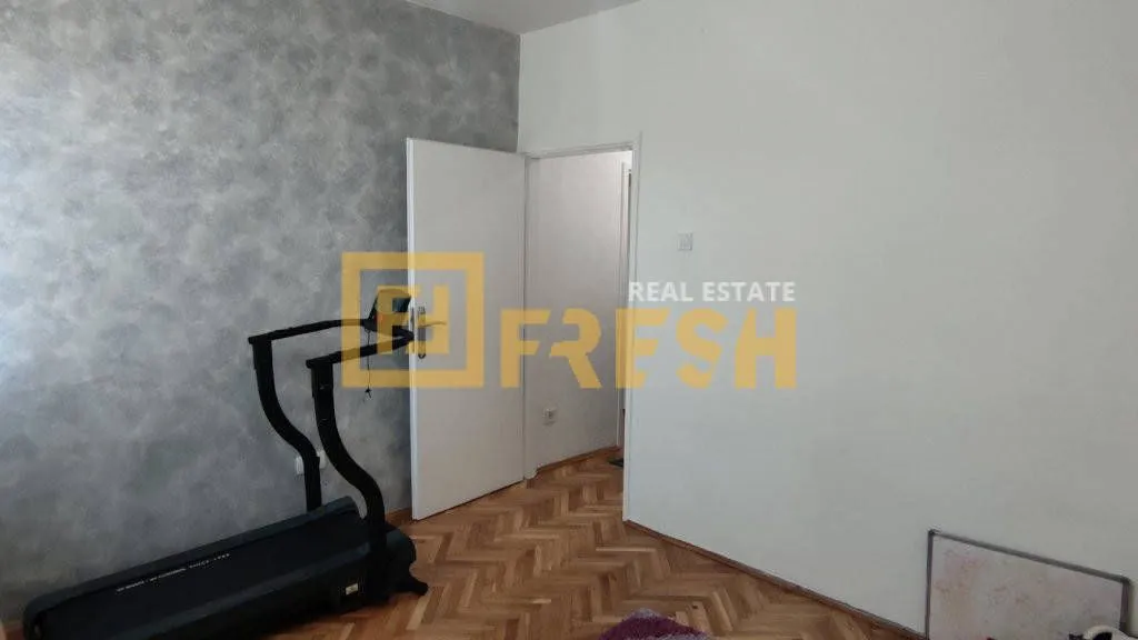 Izdavanje, dvosoban stan, 87m², Tuški Put, Podgorica