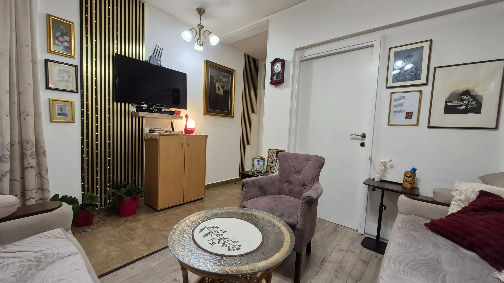 Prodaja, trosoban stan, 95m², Centar, Nikšić