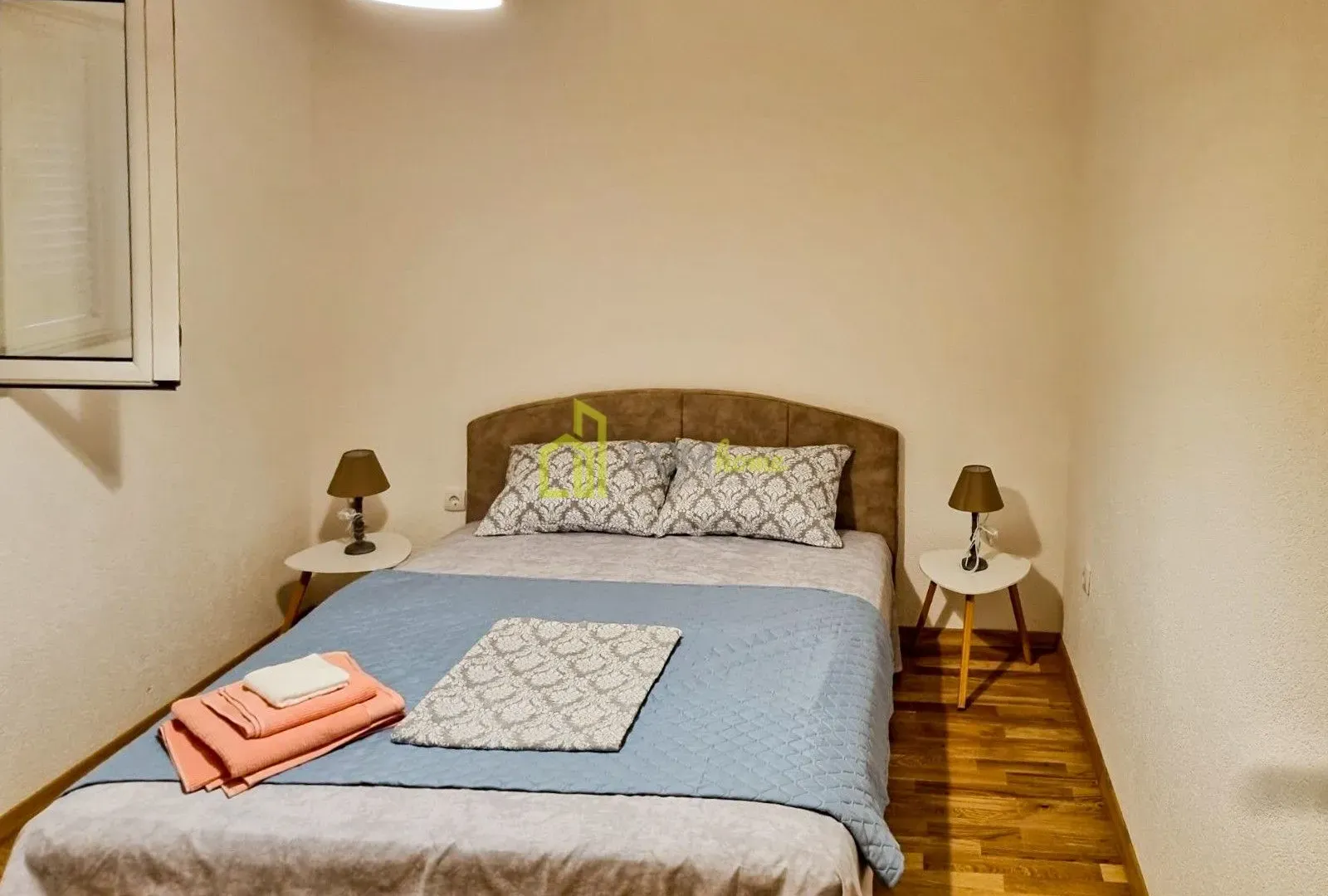 Rent, house, 90m², Kotor, Crna Gora